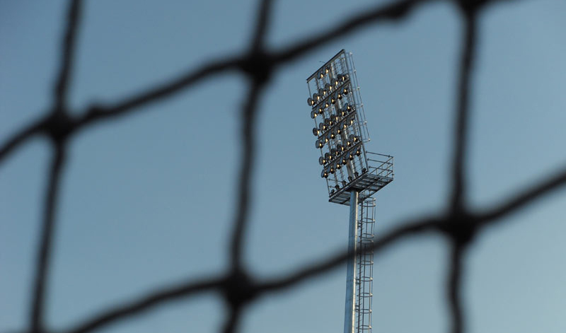 gromobrani na reflektorima Cukarickog